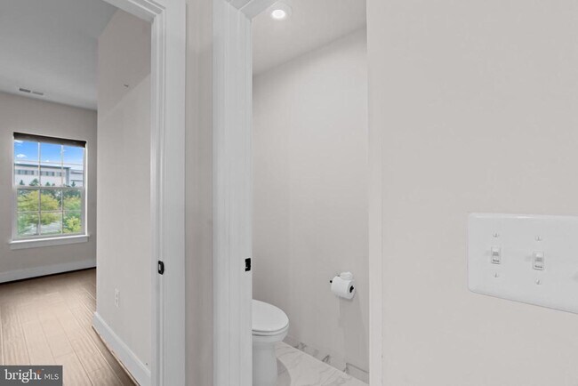 Building Photo - 5284 Ridgeview Retreat Dr