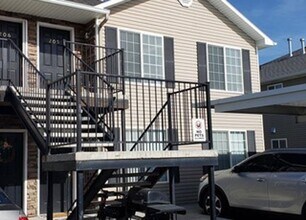 Building Photo - M520CC