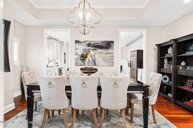 Building Photo - 400 E Bay St