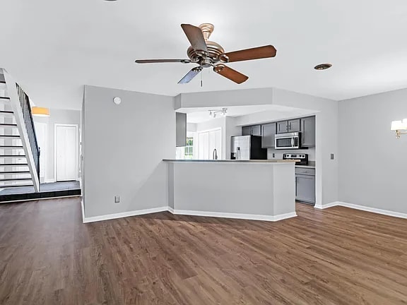 Primary Photo - 1120 Monaco Dr