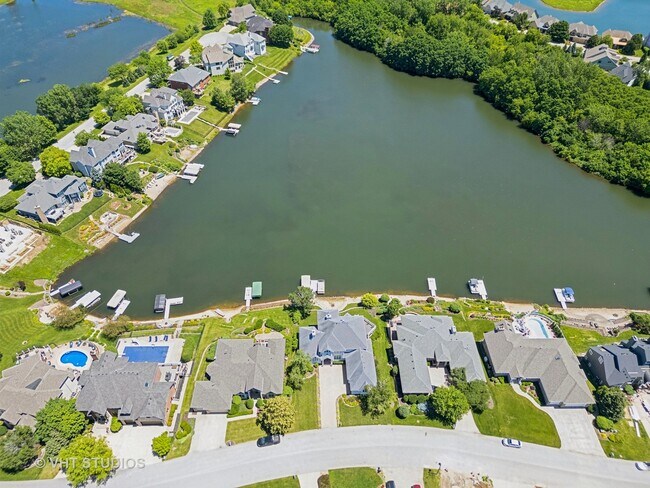 Building Photo - 13161 Wood Duck Dr