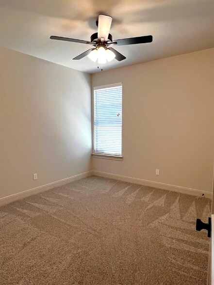 Building Photo - 2801 133rd St