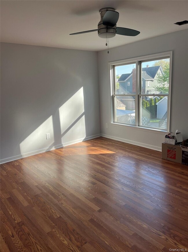 Building Photo - 8 Marion Ave