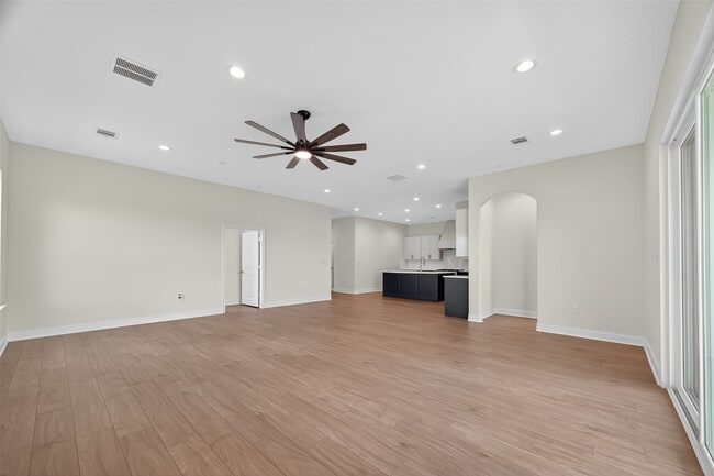 Building Photo - 7717 Prairie St