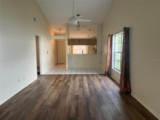Building Photo - 3745 Mission Ct