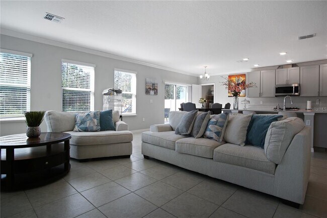 Building Photo - 1171 Oak Bluff Dr