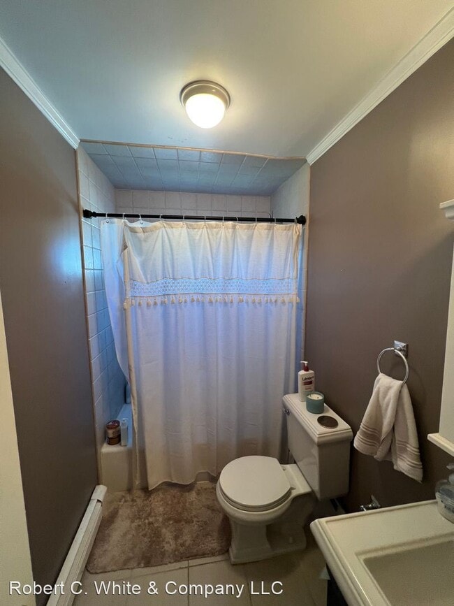 Building Photo - 3 br, 2 bath House - 16 Argyle Road