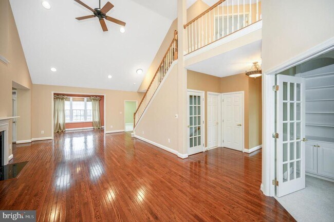 Building Photo - 13784 Charismatic Way