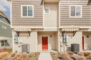 Building Photo - 11257 W Gabrielle Dr