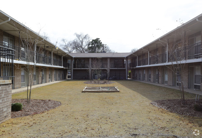 Building Photo - Cavell Court Apartments