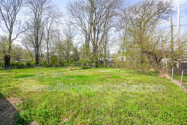 Building Photo - 1112 Bellemeade Ave