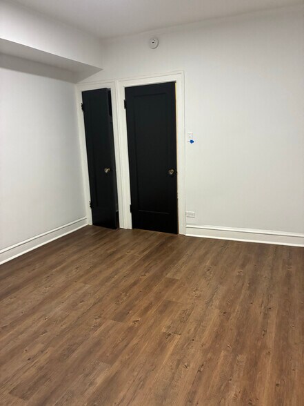 Building Photo - 7712 S Jeffery Blvd