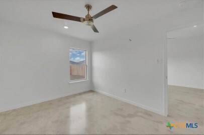 Building Photo - 914 Cherry Laurel Ln