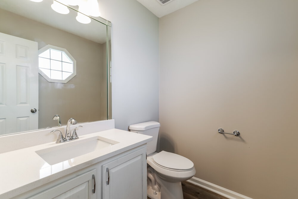 Building Photo - 25 Karen Camille Dr NW