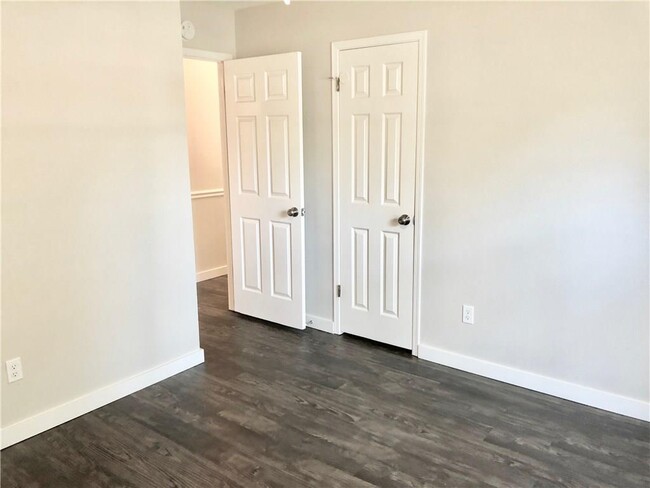 Building Photo - 8008 Nairn Dr
