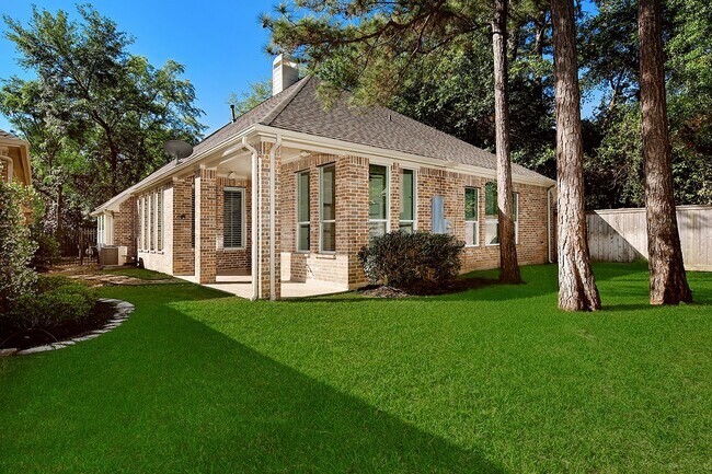 Building Photo - 54 Galway Pl