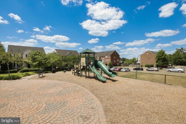 Building Photo - 6711 Selbourne Ln