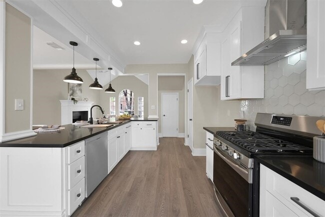 Building Photo - 14410 Cypress Falls Dr