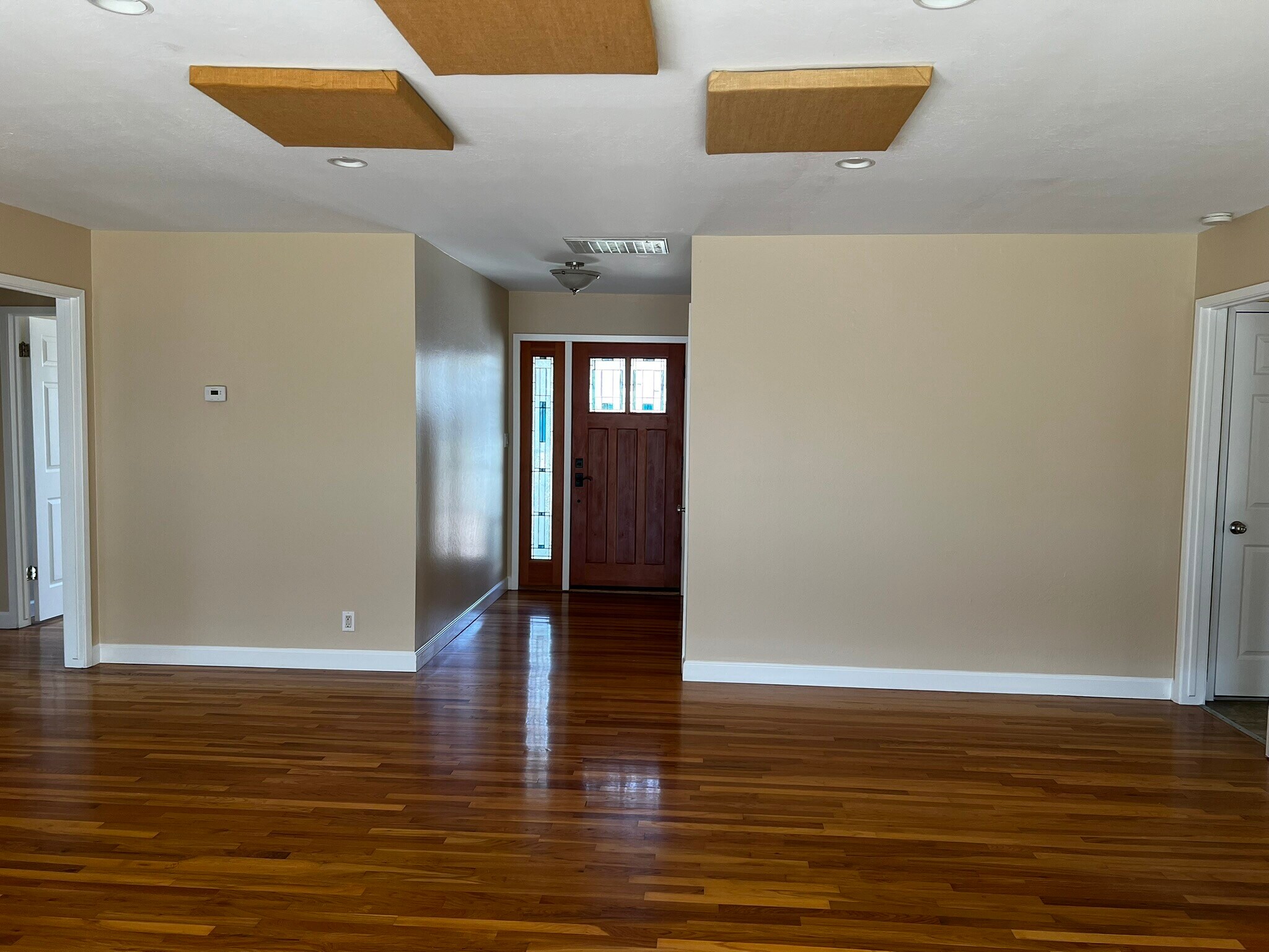 Building Photo - 1650 Glenroy Dr