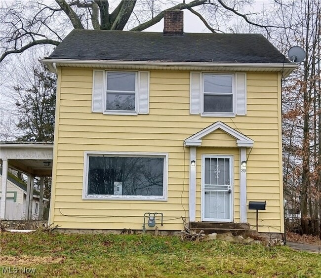 Building Photo - 39 Hilton Ave