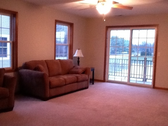 Building Photo - Beautiful Executive 3 Bedroom Condo!