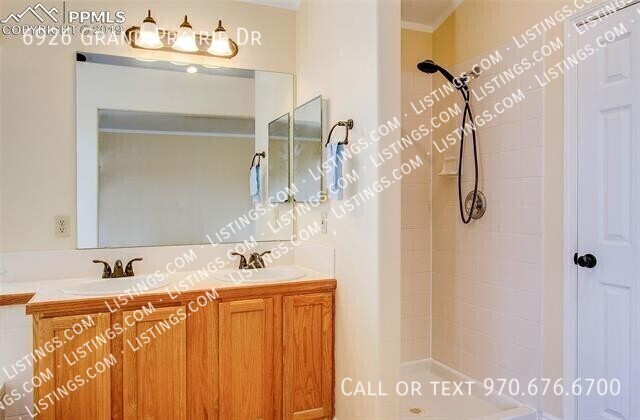 Building Photo - 6926 Grand Prairie Dr