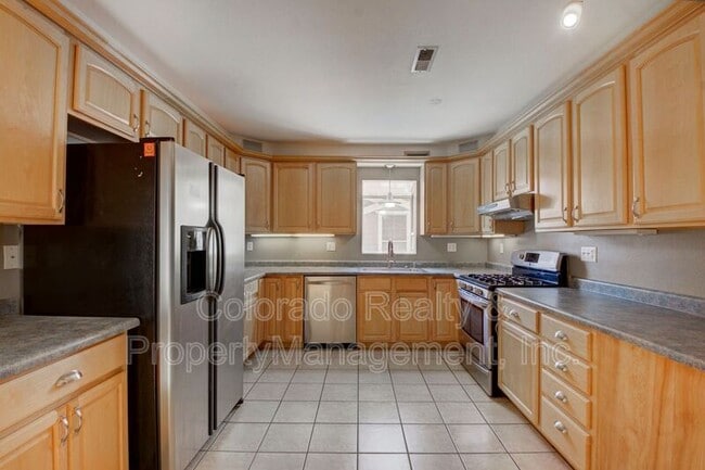 Building Photo - 1736 S Humboldt St