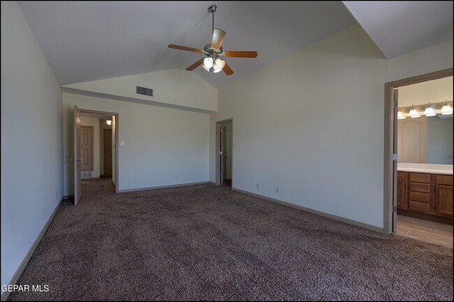 Building Photo - 6209 Cosecha Luna Cir