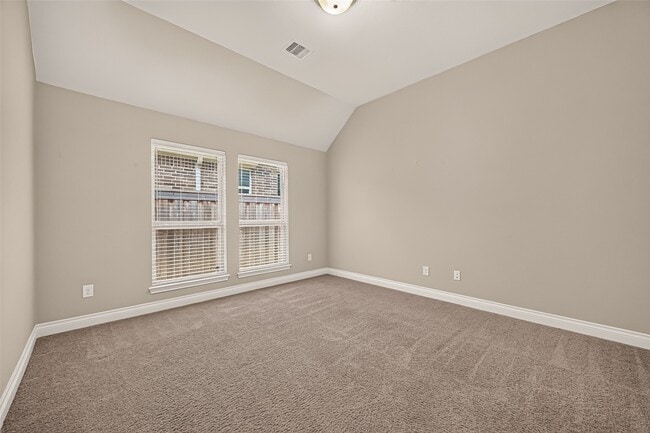 Building Photo - 27124 Holtwood Grove Rd