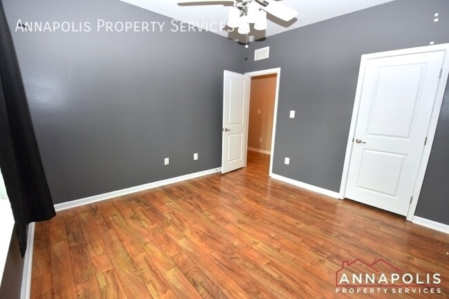 Building Photo - 1202 Chadwell Ct