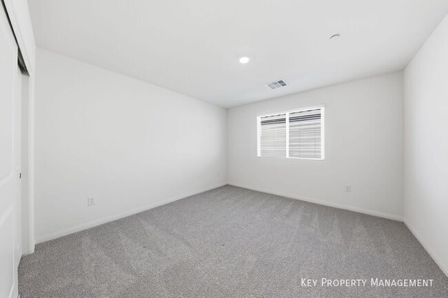 Building Photo - 4440 Bayley Skye Ave