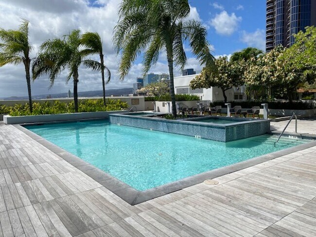 Building Photo - The Collection at Ala Moana