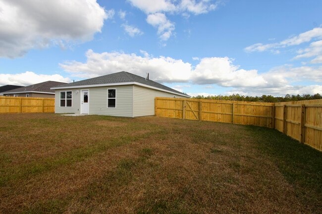 Building Photo - 5366 Highview Dr