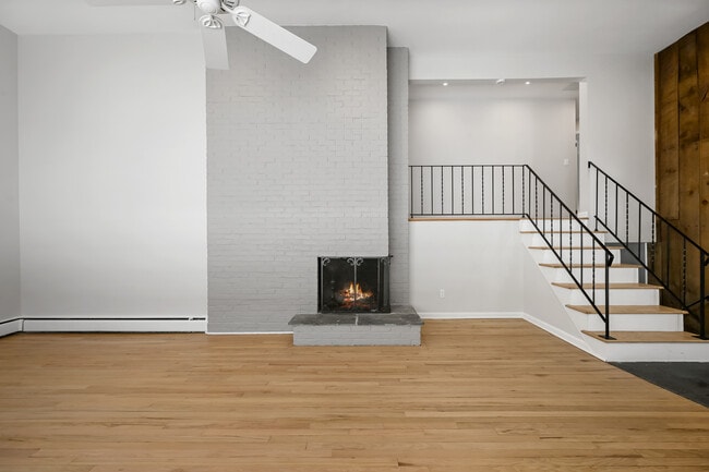 Building Photo - 75 Rivergate Dr