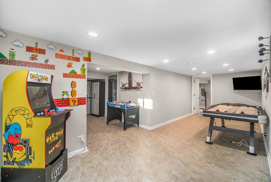 Building Photo - 3833 S 61st Ct