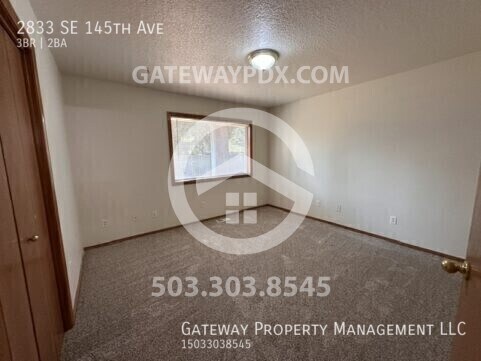Building Photo - 2833 SE 145th Ave