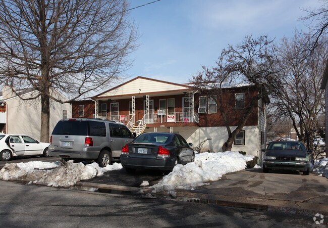 Primary Photo - 8433 Lowell Ave