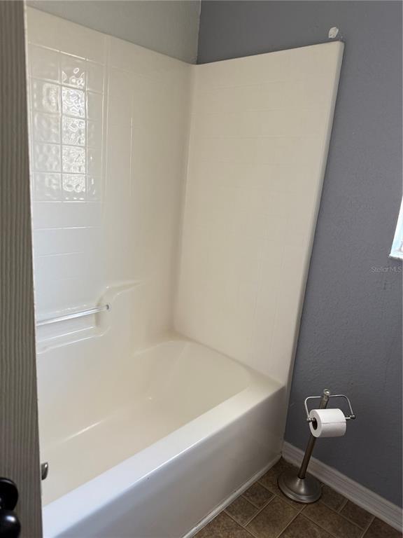 Building Photo - 14 Sunrise Dr