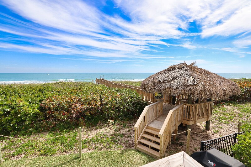 Building Photo - 4810 N Hwy A1A