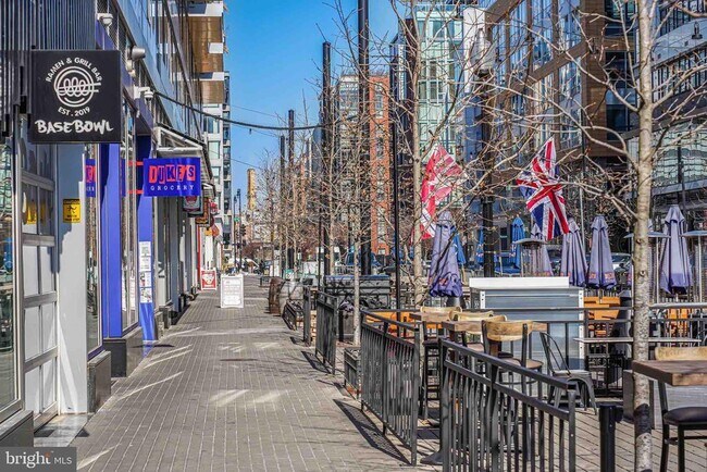 Building Photo - 70 N St SE