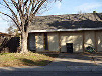 Building Photo - NICE DUPLEX IN CITRUS HEIGHTS OFF ZENITH &...