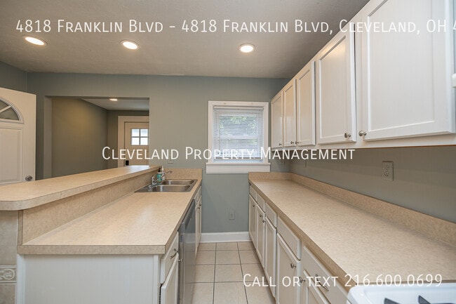 Building Photo - 4818 Franklin Blvd