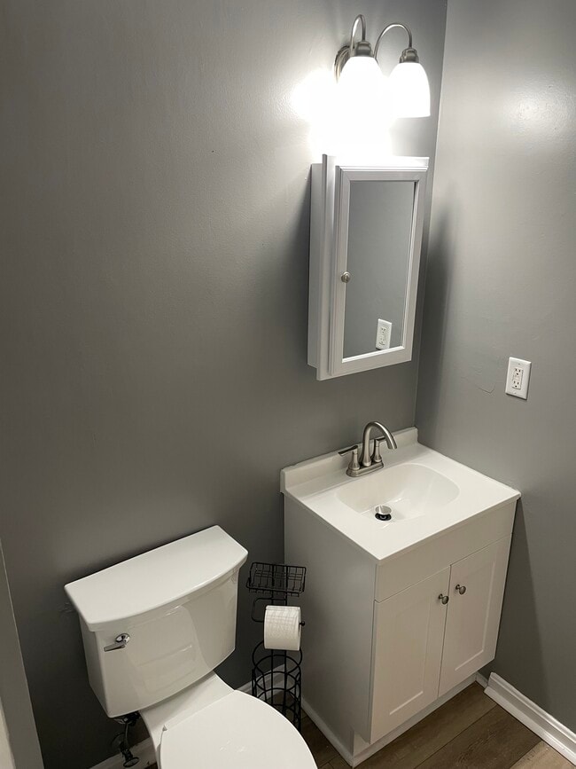 Building Photo - 59 Bustetter Dr