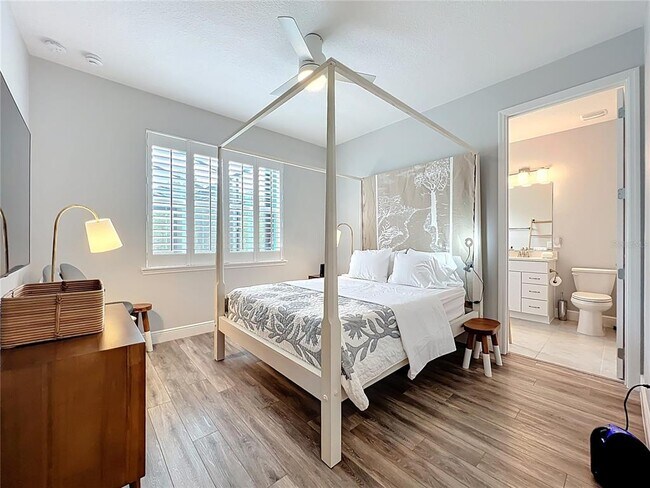 Building Photo - 10220 South Bay Lake Rd