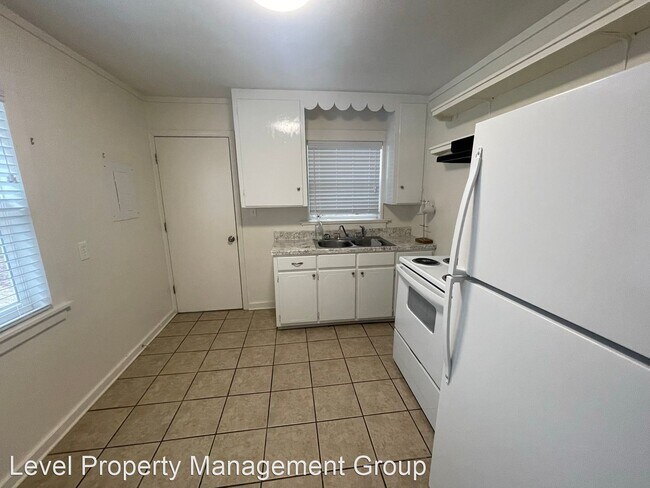 Building Photo - 2 br, 1 bath House - 15750 Scenic Hwy. 98