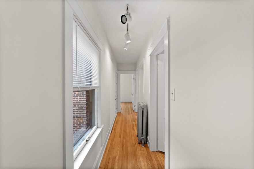 Building Photo - 14308 Superior Rd