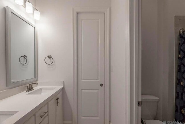 Building Photo - 5139 Cheneau Ln