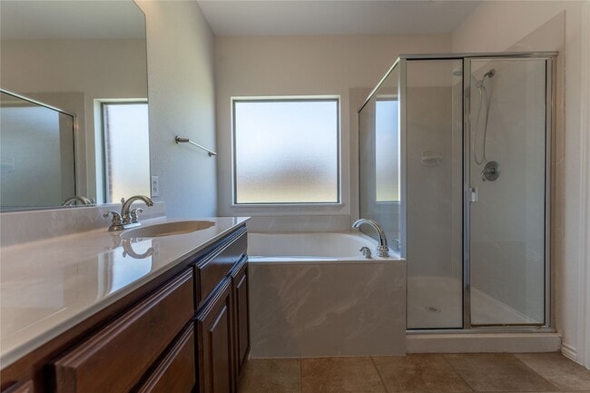 Building Photo - 2401 Spruce Springs Way