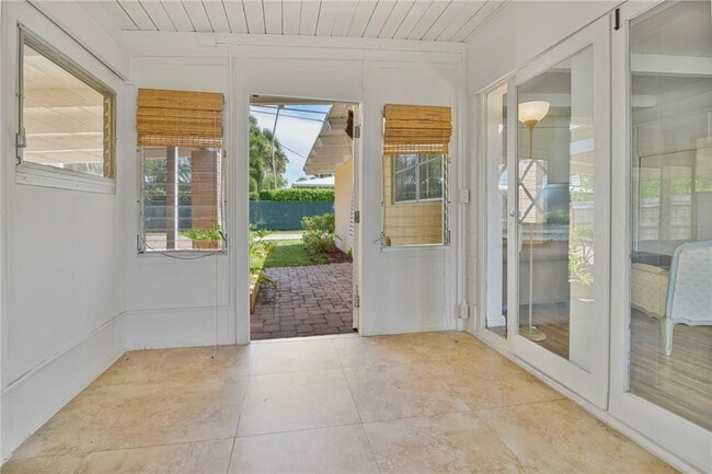 Building Photo - 7 Sunset Ln