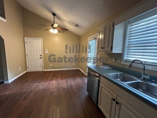 Building Photo - 146 Wilder Way